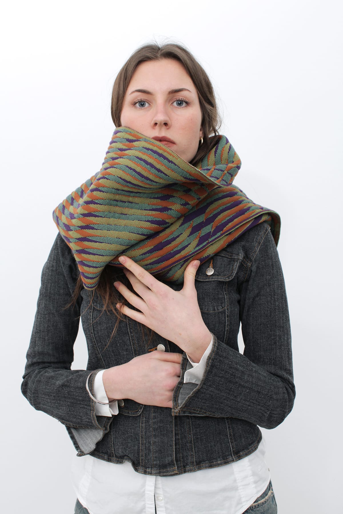 knitted-scarfs-oscillation-13
